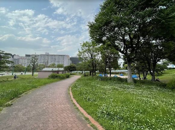 近くの都立東白髭公園まで274m(徒歩4分)