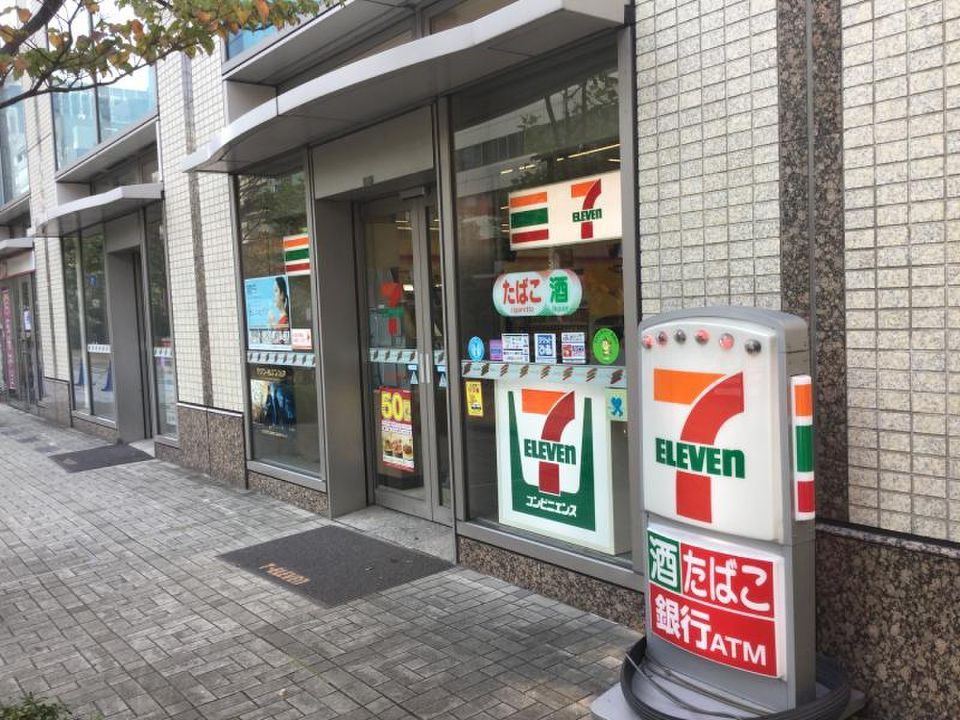近くのセブンイレブン 中央区新川1丁目店まで106m（徒歩2分）