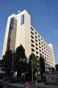 近くの台東区役所まで420m（徒歩6分）