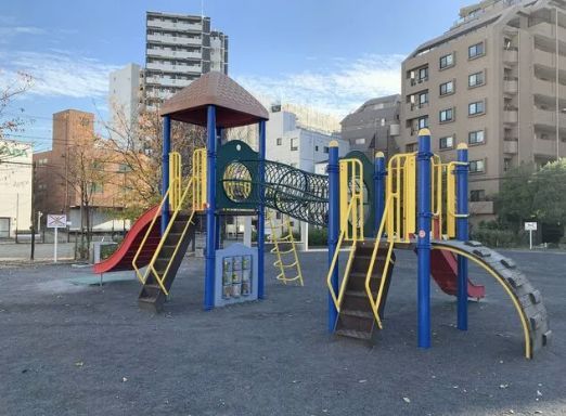 近くの鈴ヶ森公園まで87m(徒歩2分)
