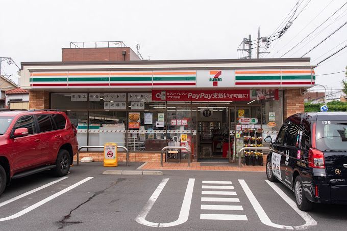 近くのセブンイレブン 上野桜木2丁目店まで414m（徒歩6分）