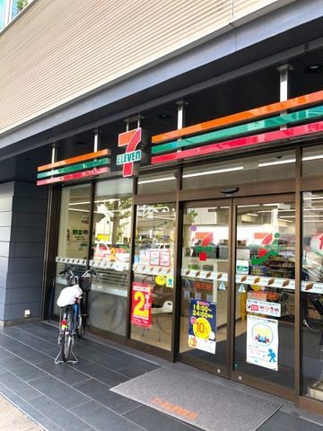 近くのセブンイレブン 赤坂8丁目店まで104m（徒歩2分）