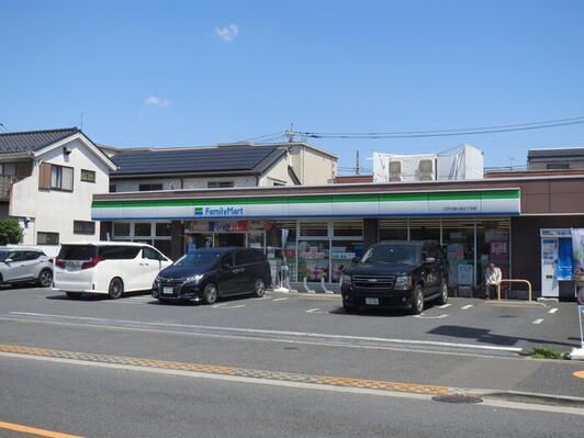 近くのファミリーマート 江戸川西小岩五丁目店まで310m（徒歩4分）