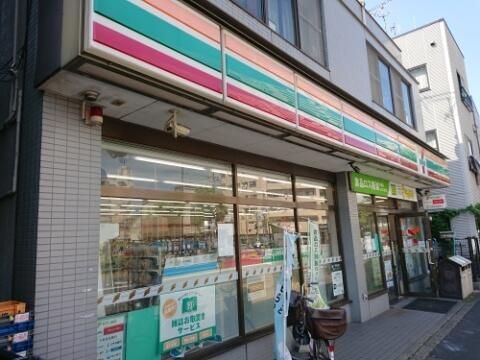 近くのセブンイレブン 墨田四ツ木橋南店まで135m（徒歩2分）