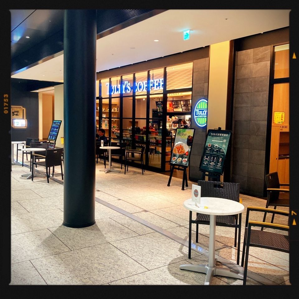 近くのタリーズコーヒー 神田スクエア店まで180m（徒歩3分）