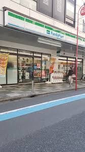 近くのファミリーマート 西葛西メトロ店まで115m（徒歩2分）