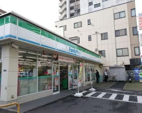 近くのファミリーマート 亀戸六丁目店まで191m（徒歩3分）