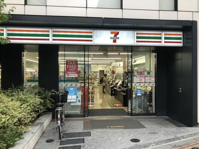 近くのセブンイレブン 港区赤坂駅南店まで159m（徒歩2分）