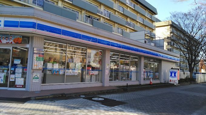 近くのローソン ポートストア辰巳店まで87m（徒歩2分）