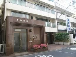 近くの腰野医院まで269m（徒歩4分）