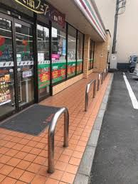 近くのセブンイレブン 江東潮見2丁目店まで233m(徒歩3分)