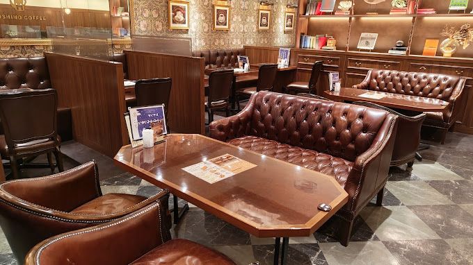 近くの星乃珈琲店 銀座8丁目店まで124m（徒歩2分）