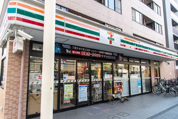 近くのセブンイレブン 向島店まで82m（徒歩2分）