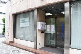 近くの人形町内科クリニックまで380m（徒歩5分）