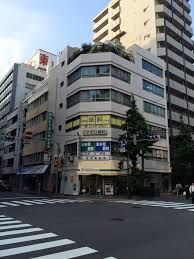 近くの龍閑堂薬局まで85m（徒歩2分）