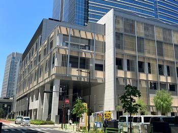 近くの中央区立 城東小学校まで442m（徒歩6分）