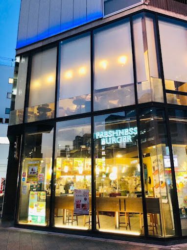 近くのフレッシュネスバーガー 錦糸町店まで355m（徒歩5分）