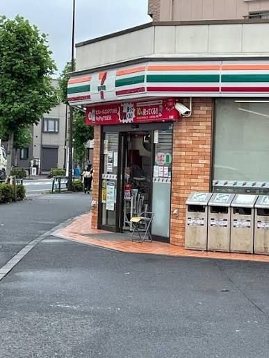 近くのセブンイレブン 江戸川平井7丁目店まで30m（徒歩1分）