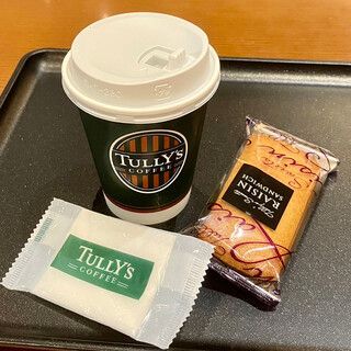 近くの飲食店まで151m（徒歩2分）