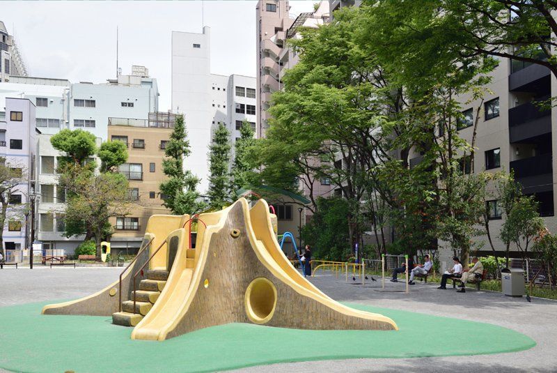 近くの越前堀児童公園まで113m（徒歩2分）