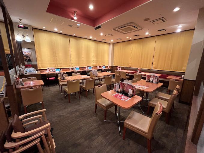 近くのデニーズ墨田堤通り店まで288m（徒歩4分）