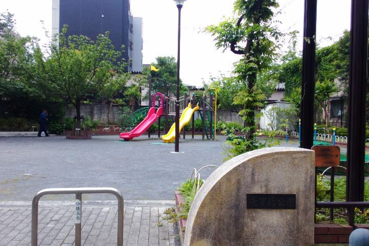 近くの池下橋公園まで227m(徒歩3分)