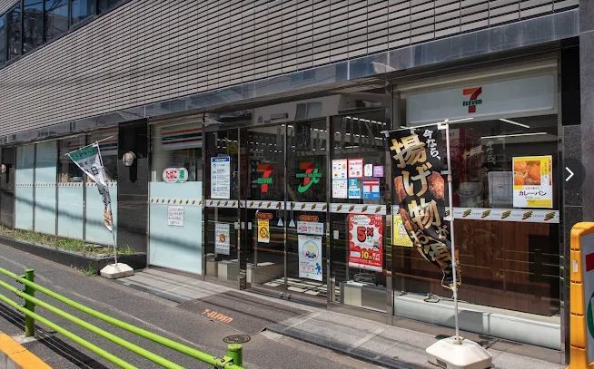 近くのセブンイレブン 中央区月島1丁目店まで107m（徒歩2分）