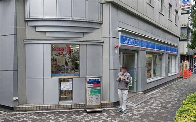 近くのローソン 日本橋蛎殻町一丁目店まで158m（徒歩2分）