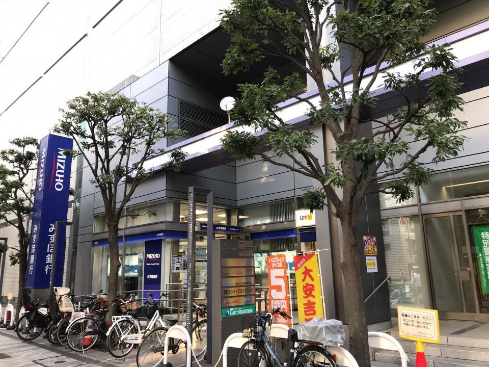 近くのみずほ銀行日本橋浜町出張所まで391m（徒歩5分）