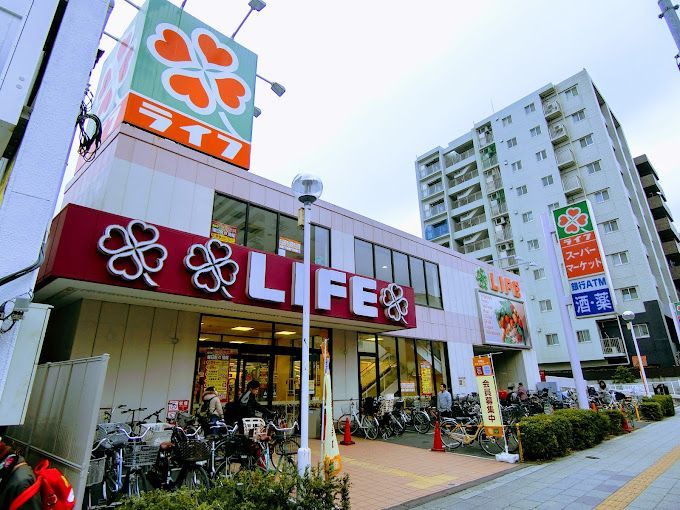 近くのライフ 亀戸店まで363m（徒歩5分）