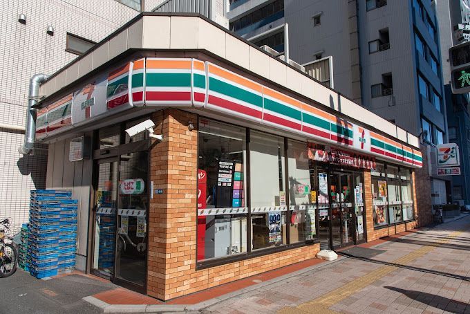 近くのセブンイレブン 江東新大橋3丁目店まで211m（徒歩3分）