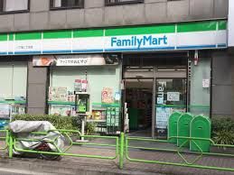 近くのファミリーマート 八丁堀店まで163m（徒歩3分）