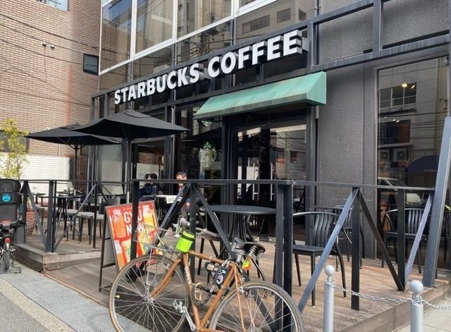 近くのスターバックスコーヒー 青山骨董通り店まで178m(徒歩3分)