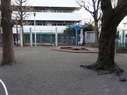 近くの田原公園まで99m（徒歩2分）