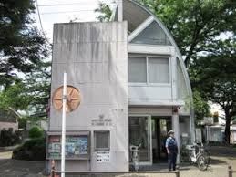 近くの尾久警察署赤土交番まで568m（徒歩8分）