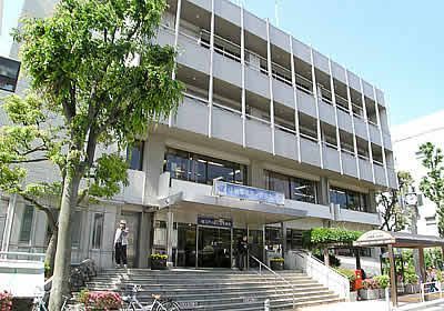 近くの小岩区民館まで1,327m(徒歩17分)