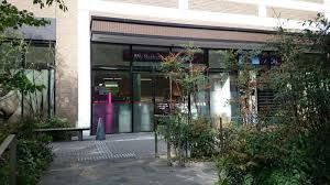 近くのまいばすけっと 六本木1丁目店まで226m(徒歩3分)