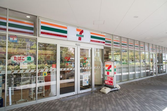 近くのセブンイレブン ベイシティ晴海店まで64m（徒歩1分）