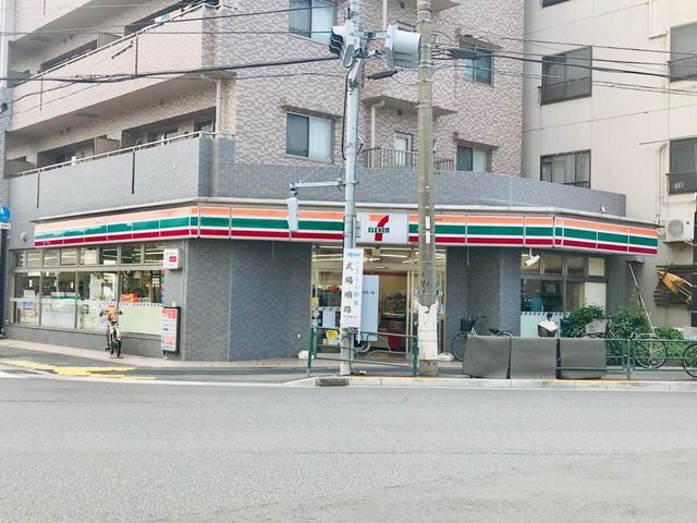 近くのセブンイレブン 江東南砂1丁目店まで309m（徒歩4分）