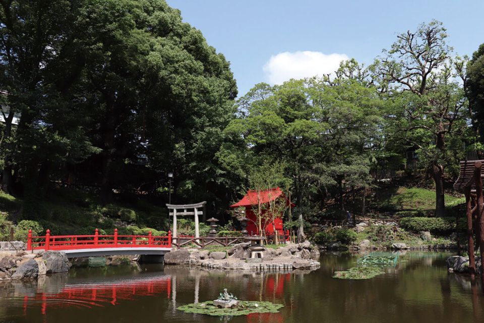 近くの公園まで413m（徒歩6分）