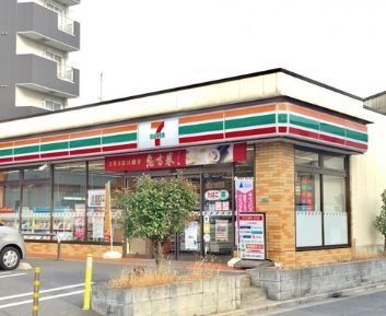 近くのセブンイレブン 江戸川松江6丁目店まで142m（徒歩2分）