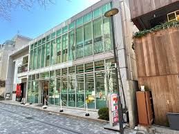 近くのセブンイレブン 六本木7丁目店まで57m（徒歩1分）