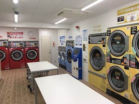 近くのコインランドリーピエロ 226号 竜泉店まで340m（徒歩5分）