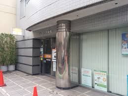 近くの港白金三郵便局まで167m（徒歩3分）
