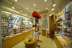 近くのMegadent(メガデント) 銀座店まで218m（徒歩3分）
