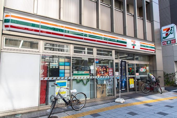 近くのセブンイレブン 台東1丁目店まで142m（徒歩2分）