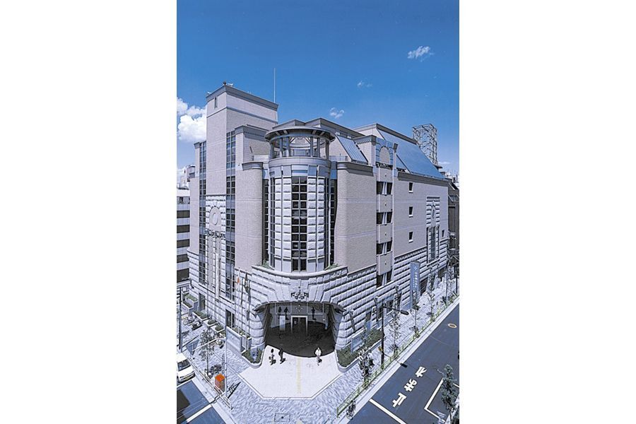 近くの日本橋特別出張所まで678m（徒歩9分）