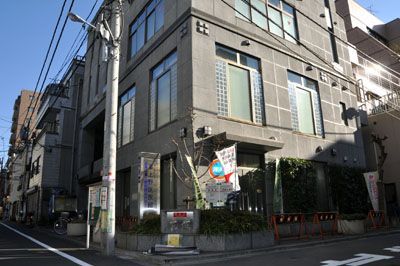 近くの東上野地区センターまで336m（徒歩5分）