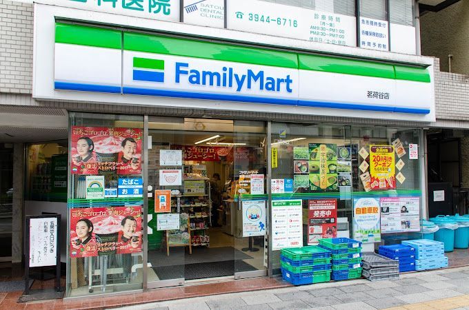近くのファミリーマート 茗荷谷店まで63m（徒歩1分）
