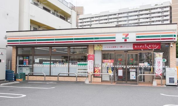 近くのセブンイレブン 江東北砂5丁目店まで179m（徒歩3分）